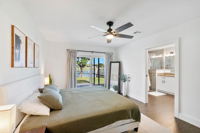 9800 NW 9th Court, Plantation, FL 33324