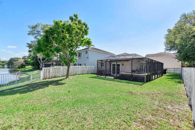 9800 NW 9th Court, Plantation, FL 33324