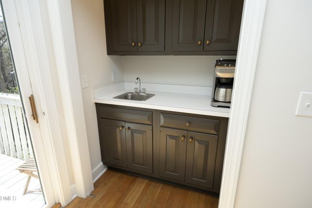 104 Hampshire Place, Chapel Hill, NC 27516