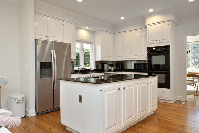 104 Hampshire Place, Chapel Hill, NC 27516