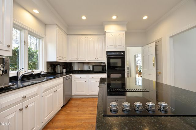 104 Hampshire Place, Chapel Hill, NC 27516