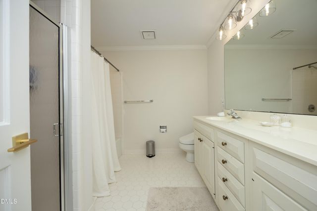 104 Hampshire Place, Chapel Hill, NC 27516