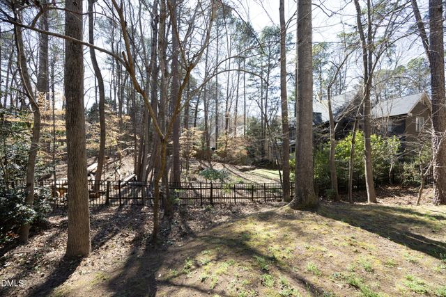 104 Hampshire Place, Chapel Hill, NC 27516