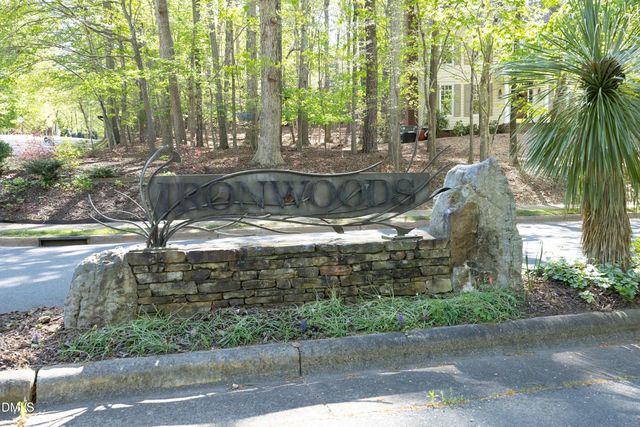 104 Hampshire Place, Chapel Hill, NC 27516