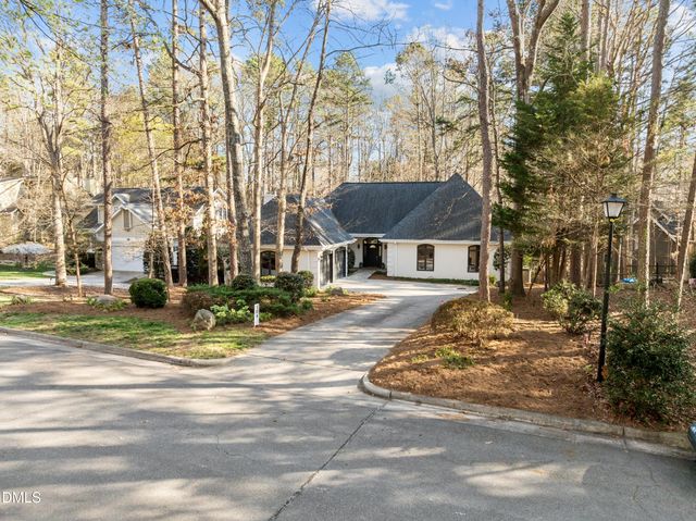 104 Hampshire Place, Chapel Hill, NC 27516