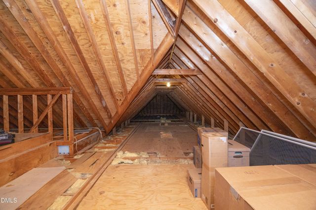 104 Hampshire Place, Chapel Hill, NC 27516