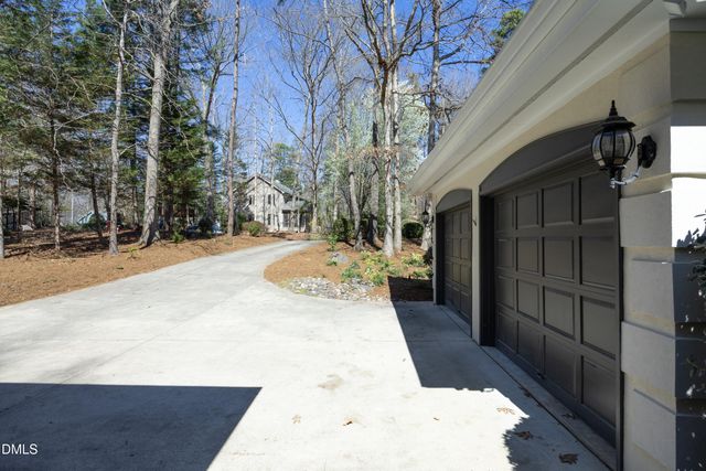 104 Hampshire Place, Chapel Hill, NC 27516