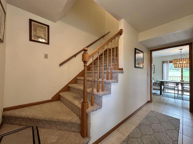 6892 Moon Light Circle, Sun Prairie, WI 53590
