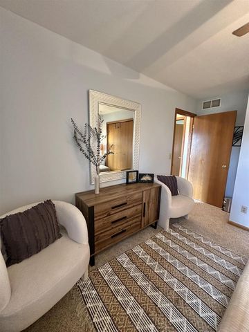 6892 Moon Light Circle, Sun Prairie, WI 53590