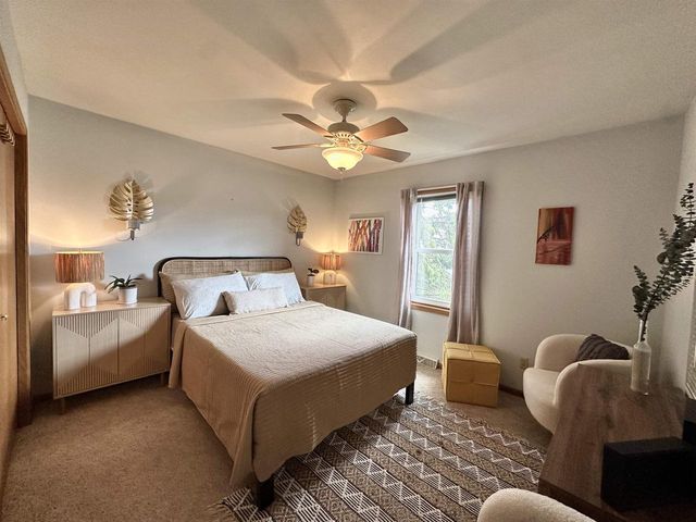 6892 Moon Light Circle, Sun Prairie, WI 53590