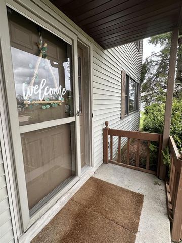 6892 Moon Light Circle, Sun Prairie, WI 53590