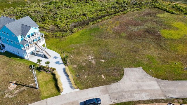 25827 Bay Breeze Drive, Galveston, TX 77554