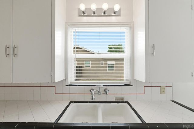 142 W Bush, Lemoore, CA 93245