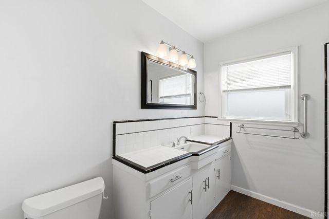 142 W Bush, Lemoore, CA 93245