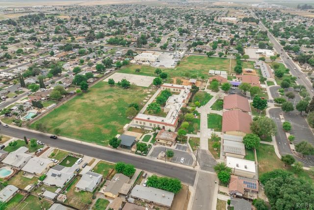 142 W Bush, Lemoore, CA 93245