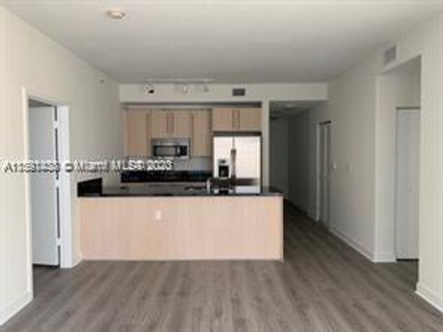 1111 SW 1st Ave 2316-N, Miami, FL 33130