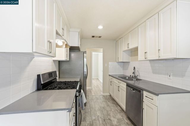 3103 Hazelwood St, Vallejo, CA 94591