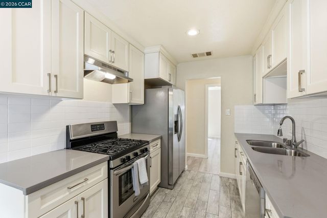 3103 Hazelwood St, Vallejo, CA 94591