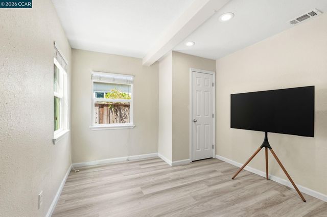 3103 Hazelwood St, Vallejo, CA 94591