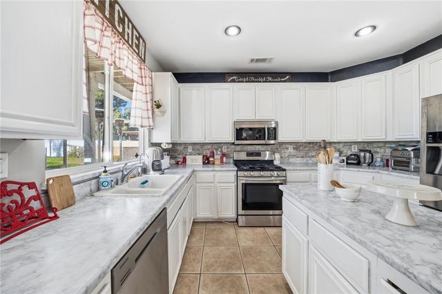 38397 Birch Hill Court, Murrieta, CA 92563