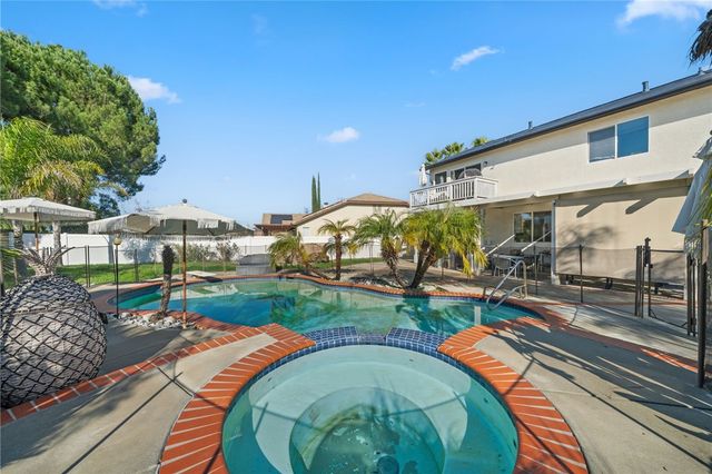 38397 Birch Hill Court, Murrieta, CA 92563