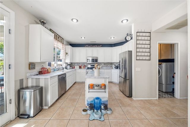 38397 Birch Hill Court, Murrieta, CA 92563