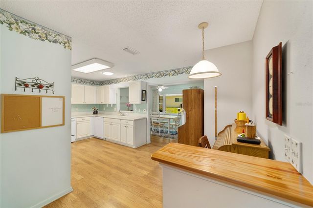 9520 SW 84TH TERRACE D, Ocala, FL 34481