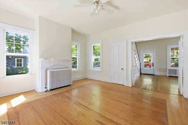 36 Church St, High Bridge Boro, NJ 08829