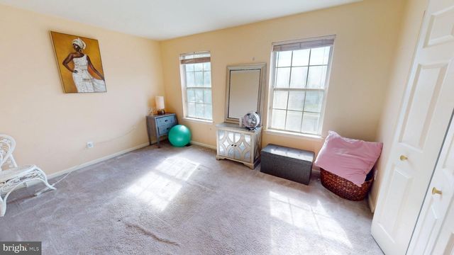 17 CHESTERTOWN RD, Sicklerville, NJ 08081