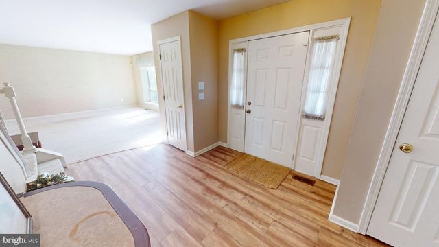 17 CHESTERTOWN RD, Sicklerville, NJ 08081