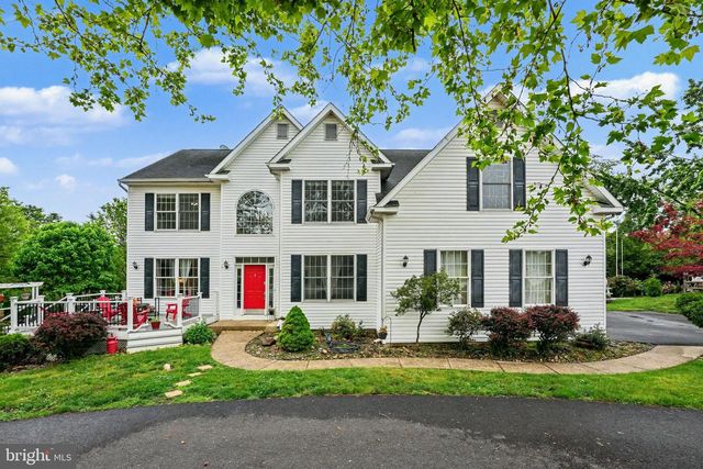 37 SADDLEVIEW DR, Royersford, PA 19468