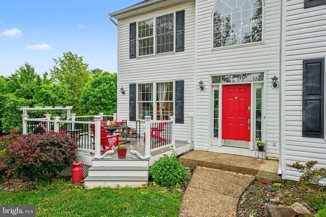 37 SADDLEVIEW DR, Royersford, PA 19468