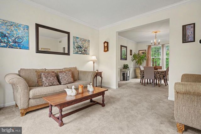 37 SADDLEVIEW DR, Royersford, PA 19468