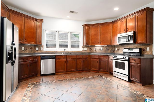 443 FOOTHILLS PARKWAY, Chelsea, AL 35043