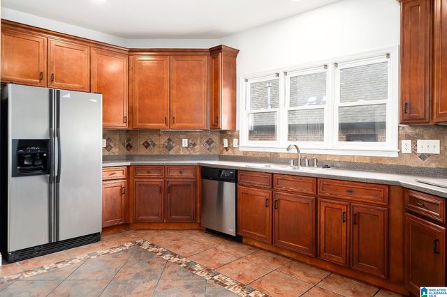 443 FOOTHILLS PARKWAY, Chelsea, AL 35043