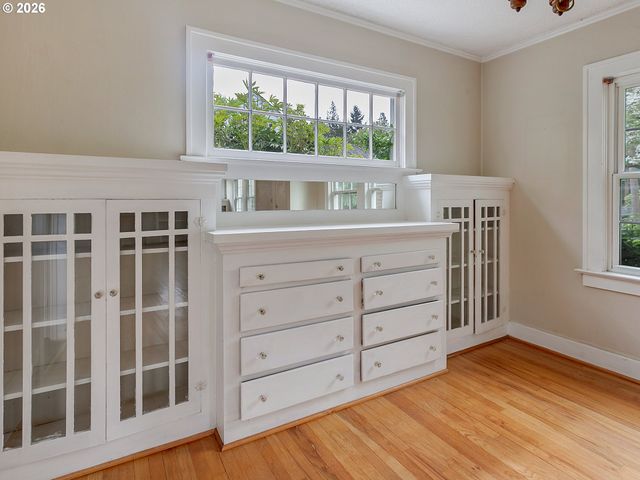 2721 Ne AINSWORTH St, Portland, OR 97211