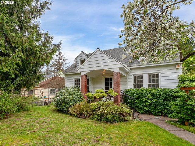 2721 Ne AINSWORTH St, Portland, OR 97211