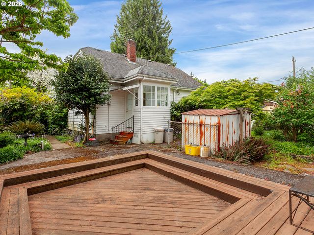 2721 Ne AINSWORTH St, Portland, OR 97211