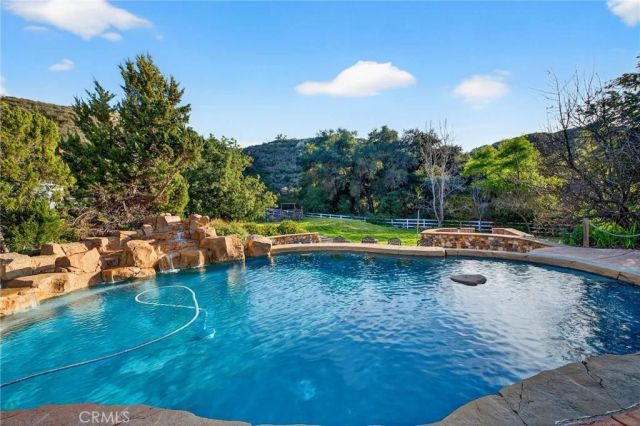 41275 Hacienda Drive, Murrieta, CA 92562