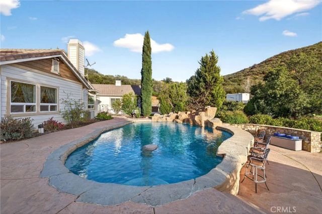 41275 Hacienda Drive, Murrieta, CA 92562