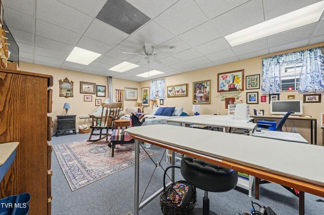 109 Pine Ridge Drive, Afton, TN 37616
