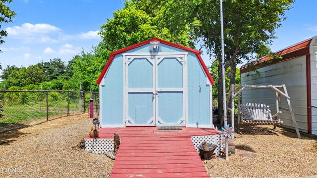 109 Pine Ridge Drive, Afton, TN 37616
