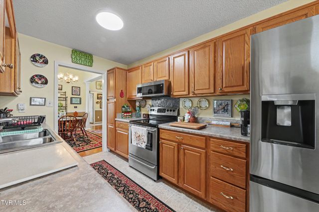 109 Pine Ridge Drive, Afton, TN 37616
