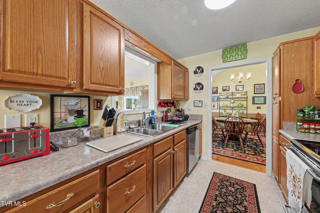 109 Pine Ridge Drive, Afton, TN 37616
