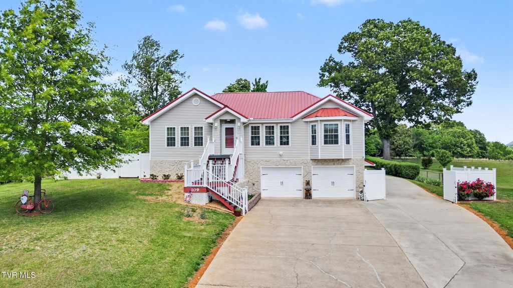 109 Pine Ridge Drive, Afton, TN 37616