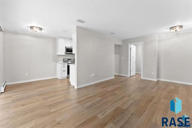 3556 S Gateway Blvd Boulevard 203, Sioux Falls, SD 57106