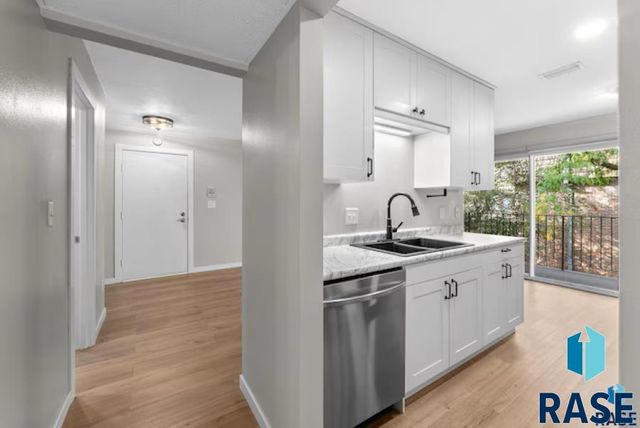 3556 S Gateway Blvd Boulevard 203, Sioux Falls, SD 57106