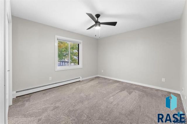 3556 S Gateway Blvd Boulevard 203, Sioux Falls, SD 57106