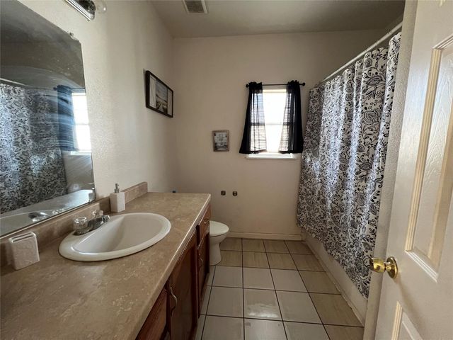 111 Mariah DR, Kyle, TX 78640