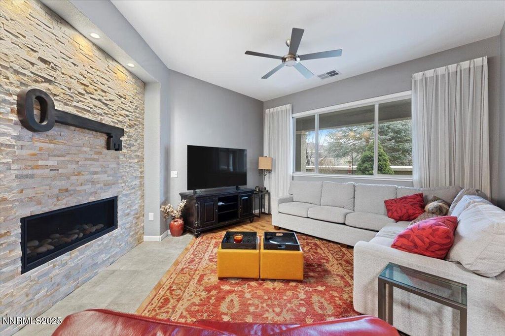 9900 Wilbur May Parkway APT 602, Reno, NV 89521